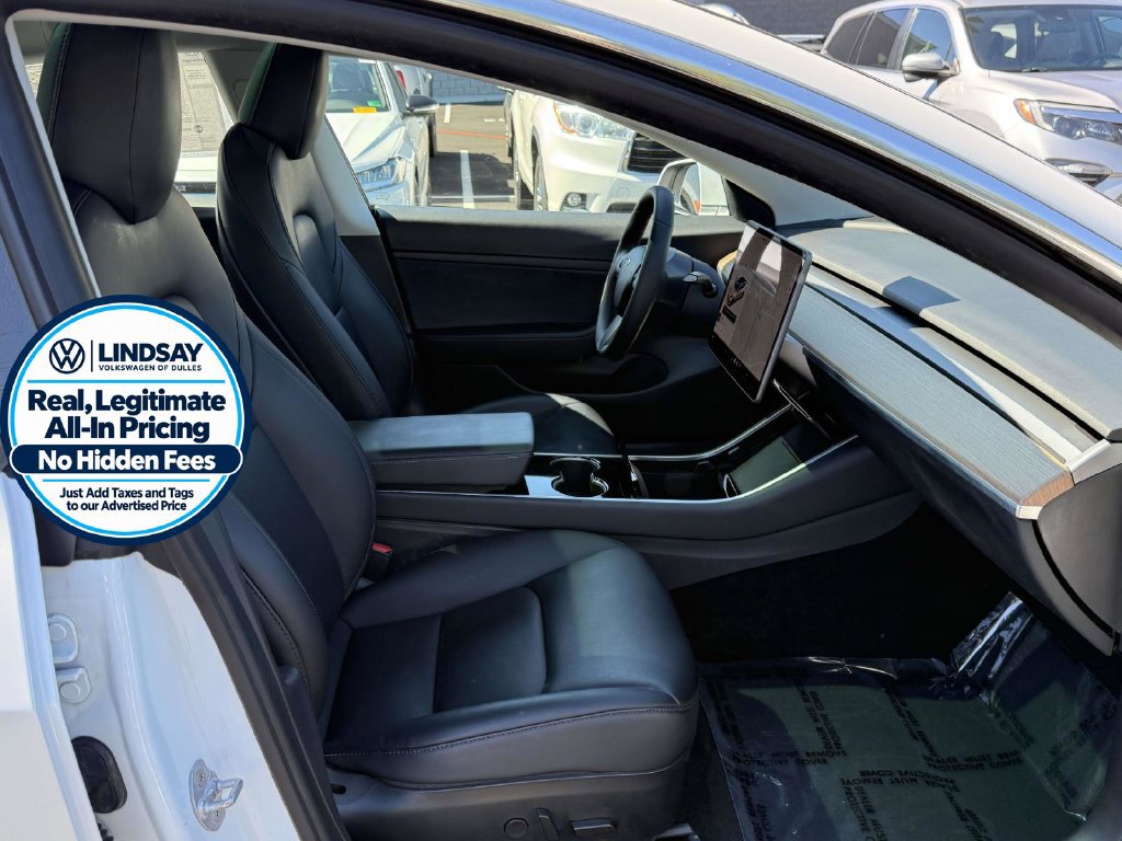 Used 2020 Tesla Model 3 Standard Range Plus RWD image 13