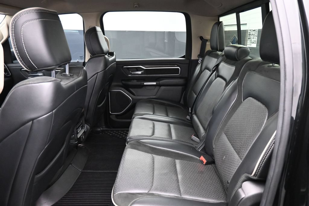 Used 2019 RAM 1500 Laramie AWD/4WD image 14