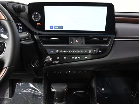 Used 2025 Lexus ES 350 Ultra Luxury FWD image 27