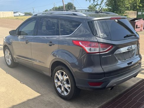 Used 2015 Ford Escape Titanium FWD image 3