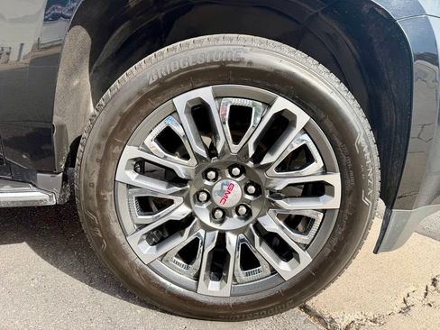 Used 2020 GMC Yukon Denali AWD/4WD image 9