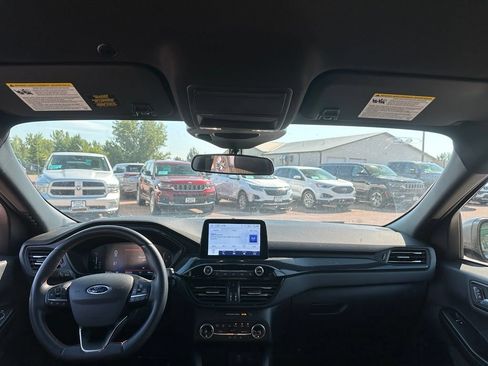 Used 2024 Ford Escape ST-Line AWD/4WD image 27
