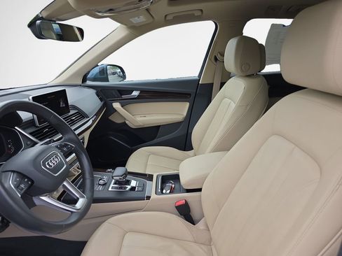 Used 2018 Audi Q5 2.0T Premium Plus w/ Premium Plus Package AWD/4WD image 12