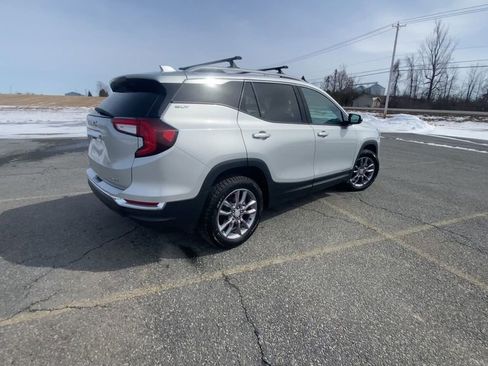 Certified 2022 GMC Terrain SLT w/ Tech Package AWD/4WD image 8