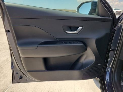 New 2026 Hyundai Kona Limited FWD image 11
