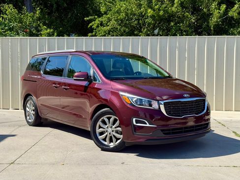 Used 2020 Kia Sedona EX FWD image 1