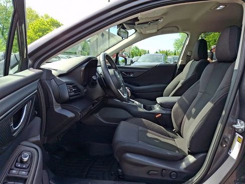 Used 2024 Subaru Outback Premium AWD/4WD image 14