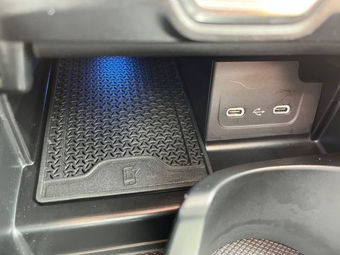 Certified 2026 Mercedes-Benz C 300 4MATIC Sedan image 25