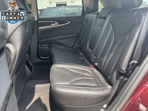 Used 2023 Lincoln Nautilus AWD w/ Premium Package image 13