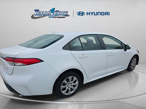 Used 2023 Toyota Corolla LE FWD image 15
