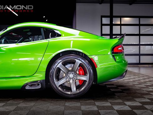 Used 2014 SRT Viper GTS RWD image 14