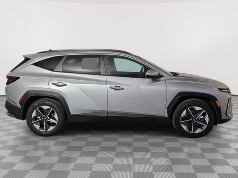 Used 2026 Hyundai Tucson SEL FWD image 9