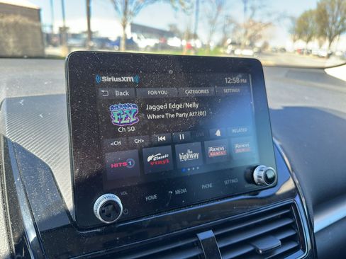 Used 2025 Mitsubishi Eclipse Cross LE image 18