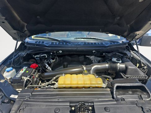 Used 2019 Ford F150 Lariat w/ Equipment Group 502A Luxury AWD/4WD image 29