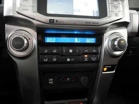 Used 2018 Toyota 4Runner Limited image 28