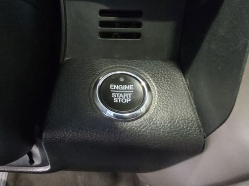 Used 2019 Ford F150 Lariat AWD/4WD image 27