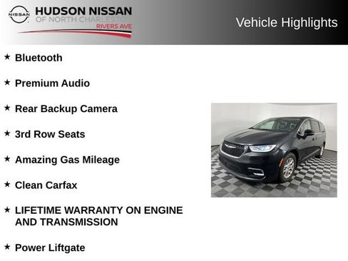 Used 2023 Chrysler Pacifica Touring-L FWD image 11