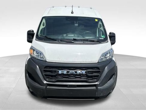 Used 2025 RAM ProMaster 2500 w/ Convenience Group FWD image 10