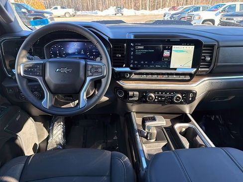 Used 2024 Chevrolet Silverado 1500 LT Trail Boss w/ Convenience Package II image 24