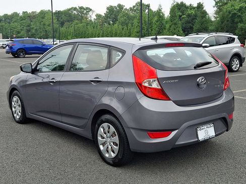 Used 2016 Hyundai Accent SE FWD image 4