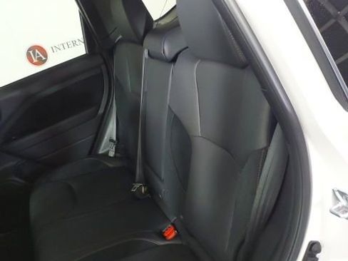 Used 2025 Subaru Forester Touring AWD/4WD image 11