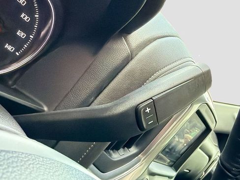 Used 2022 Chevrolet Silverado 1500 LT Trail Boss image 16