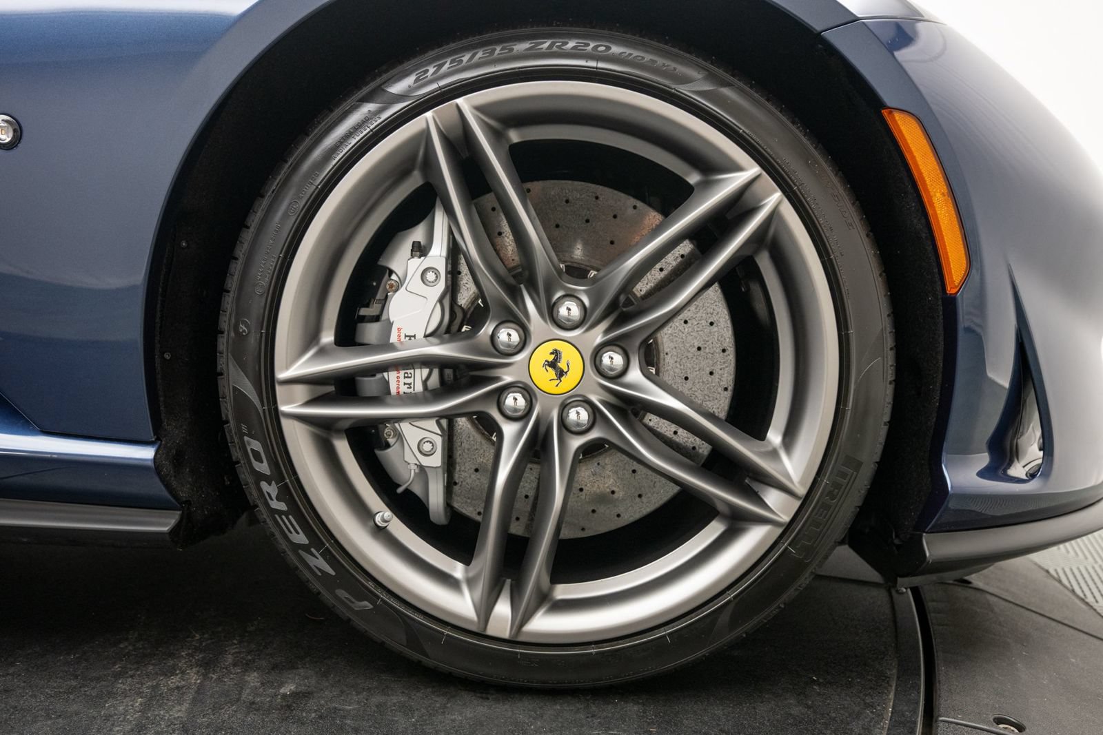 Used 2021 Ferrari 812 GTS RWD image 38
