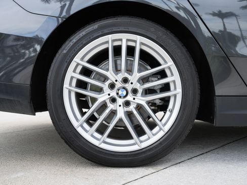 Used 2024 BMW 530i RWD image 30