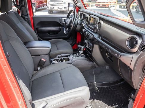 Used 2021 Jeep Wrangler Unlimited Sport AWD/4WD image 19