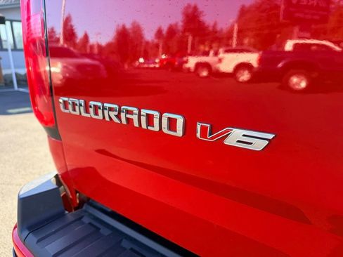 Used 2018 Chevrolet Colorado W/T image 13