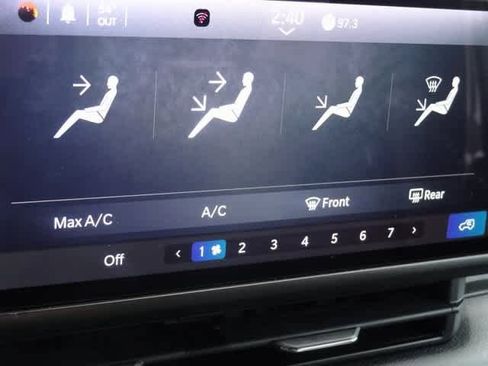 Used 2024 Jeep Wrangler Sport S image 23