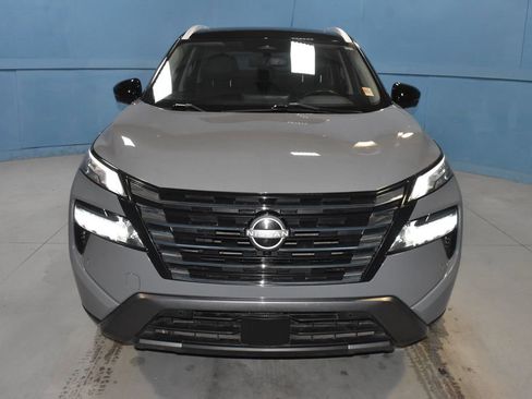 Certified 2024 Nissan Rogue SL w/ SL Premium Package image 23