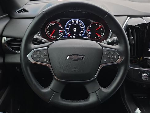Used 2023 Chevrolet Traverse Premier w/ Redline Edition image 9