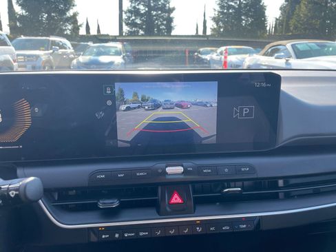 Used 2025 Kia K4 LXS image 22