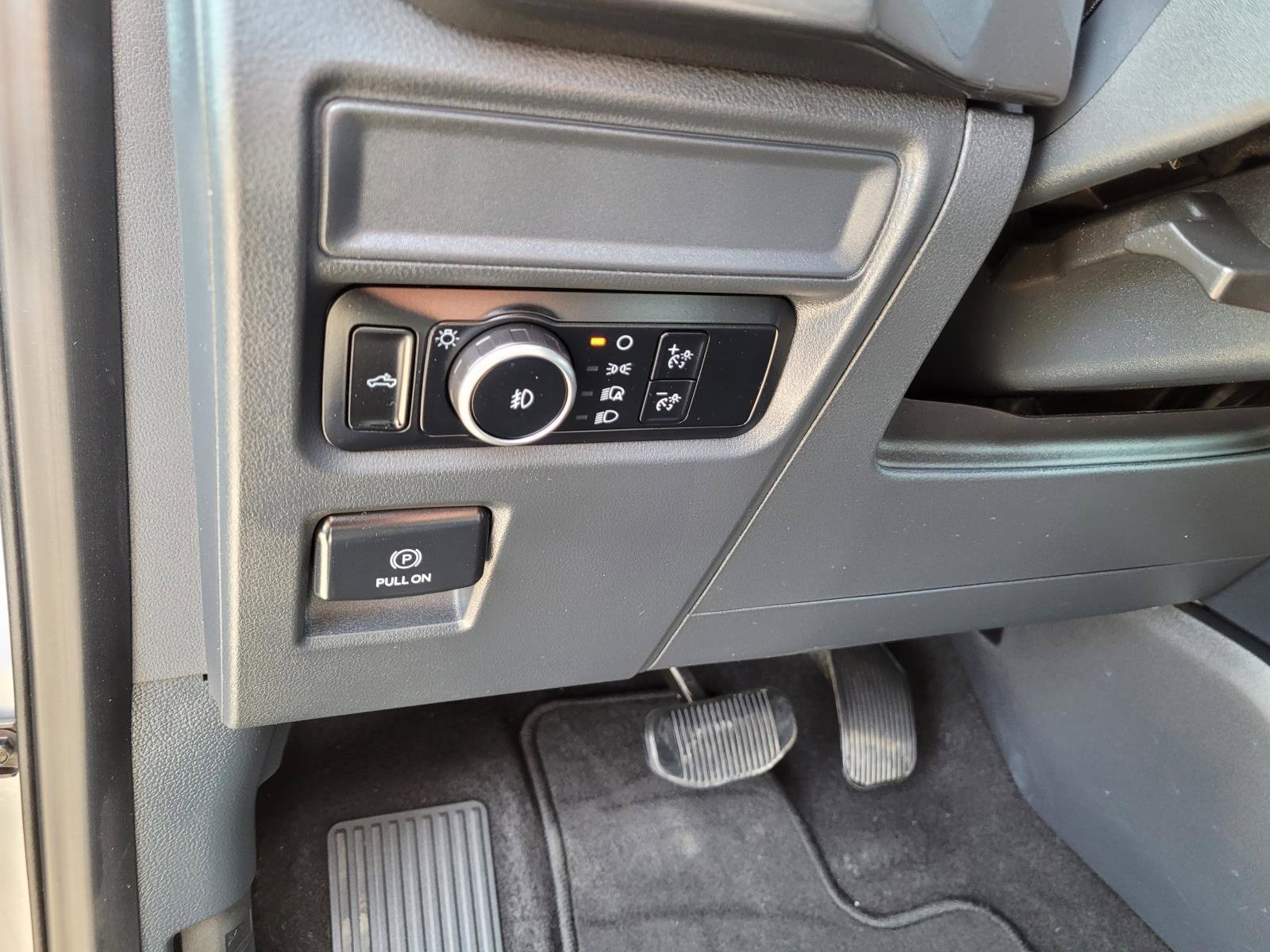 Used 2024 Ford F150 STX RWD image 22