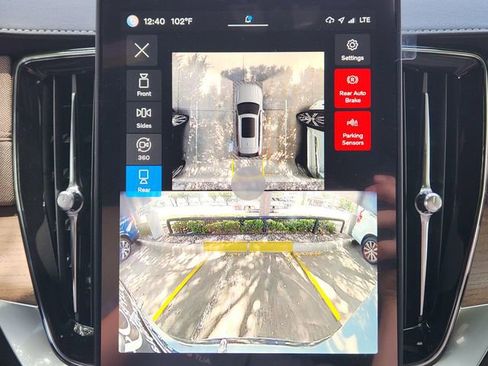 Used 2025 Volvo XC90 T8 Ultra w/ Protection Package Premier image 24