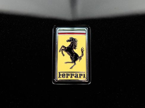 Used 2025 Ferrari Purosangue image 16