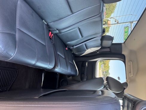 Used 2011 GMC Sierra 2500 SLT w/ SLT Convenience Package image 20