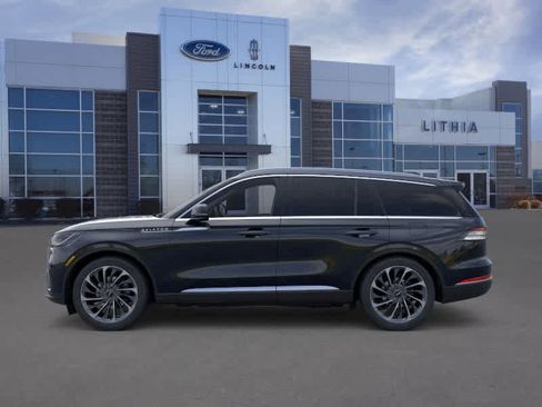 New 2026 Lincoln Aviator Reserve image 3