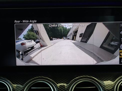 Used 2020 Mercedes-Benz E 450 4MATIC Sedan image 28