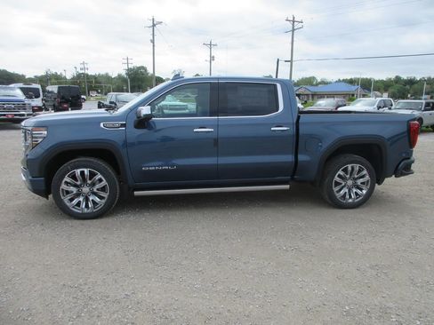 New 2026 GMC Sierra 1500 Denali w/ Denali Reserve Package AWD/4WD image 10