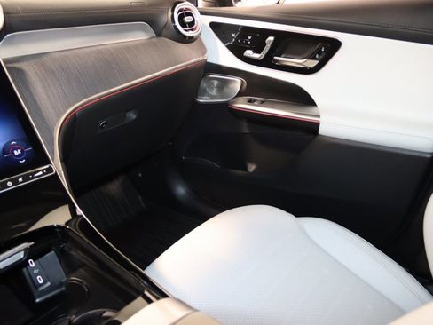 Used 2025 Mercedes-Benz GLC 300 4MATIC Coupe image 59