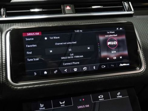 Used 2019 Land Rover Range Rover Velar S image 35