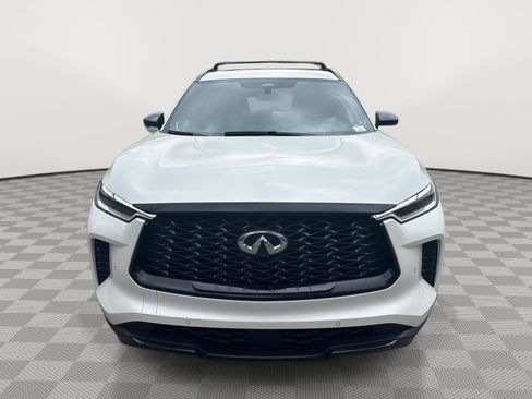 Certified 2025 INFINITI QX60 Luxe w/ Black Edition image 3
