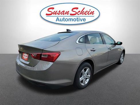 Used 2022 Chevrolet Malibu LS w/ Driver Confidence Package II image 24
