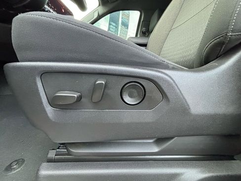 Used 2024 GMC Sierra 1500 Elevation image 13