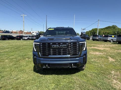 Used 2024 GMC Sierra 2500 Denali Ultimate w/ Max Trailering Package AWD/4WD image 16
