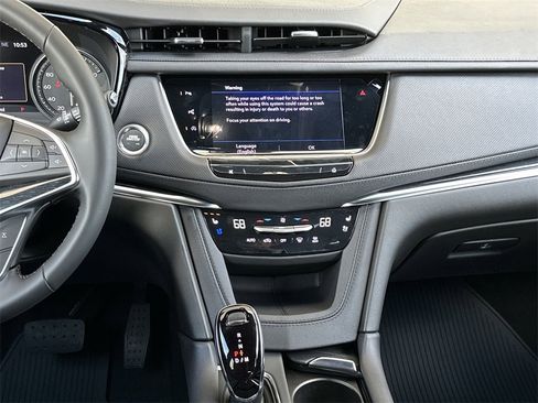 New 2025 Cadillac XT5 Premium Luxury w/ Technology Package image 20
