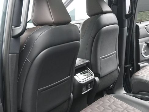 New 2026 Nissan Armada Platinum AWD/4WD image 19