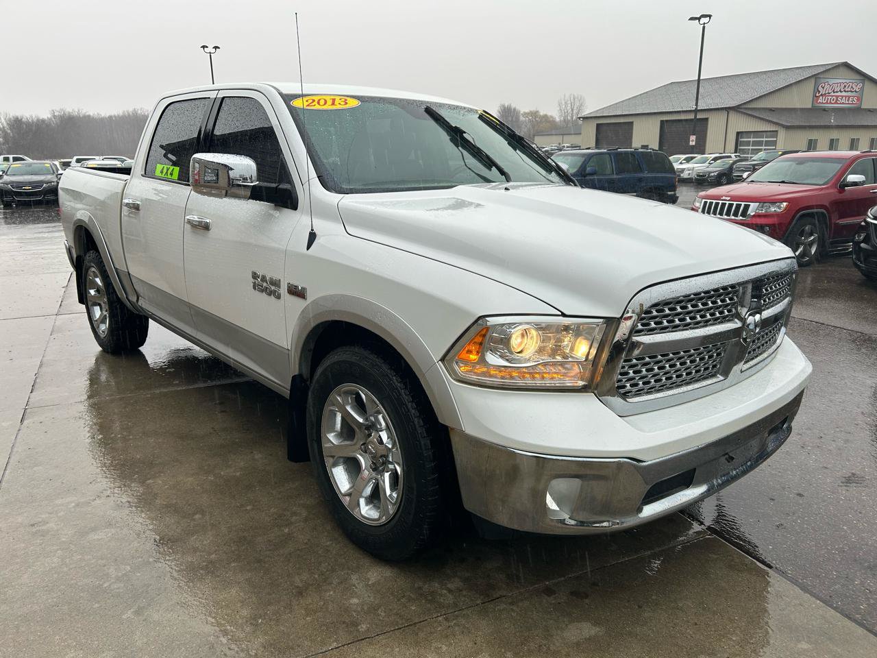 Used 2013 RAM 1500 Laramie w/ Convenience Group AWD/4WD image 3